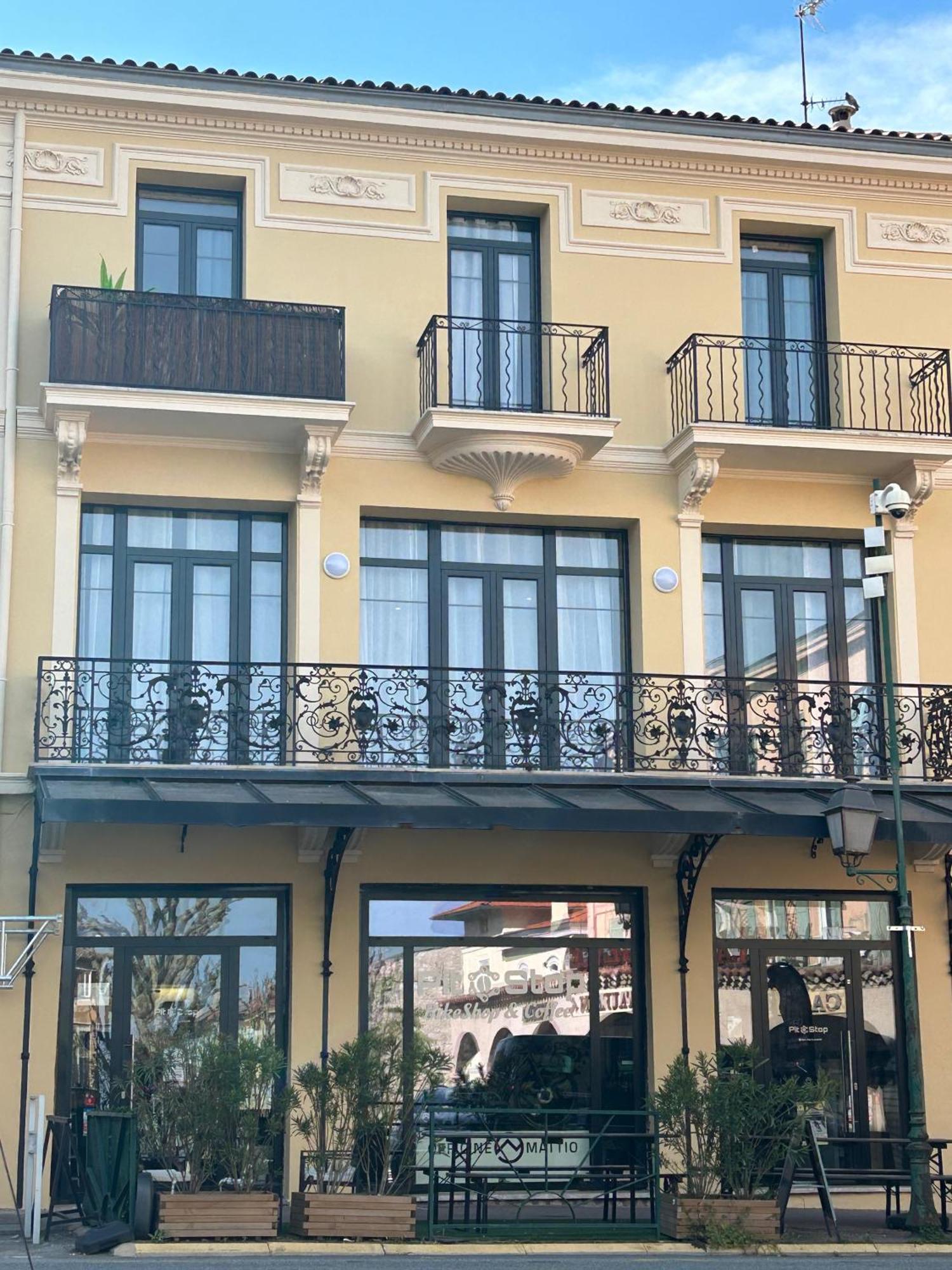 Residence "A Torbia" , 4 Appartements De 2 A 6 Personnes La Turbie Luaran gambar