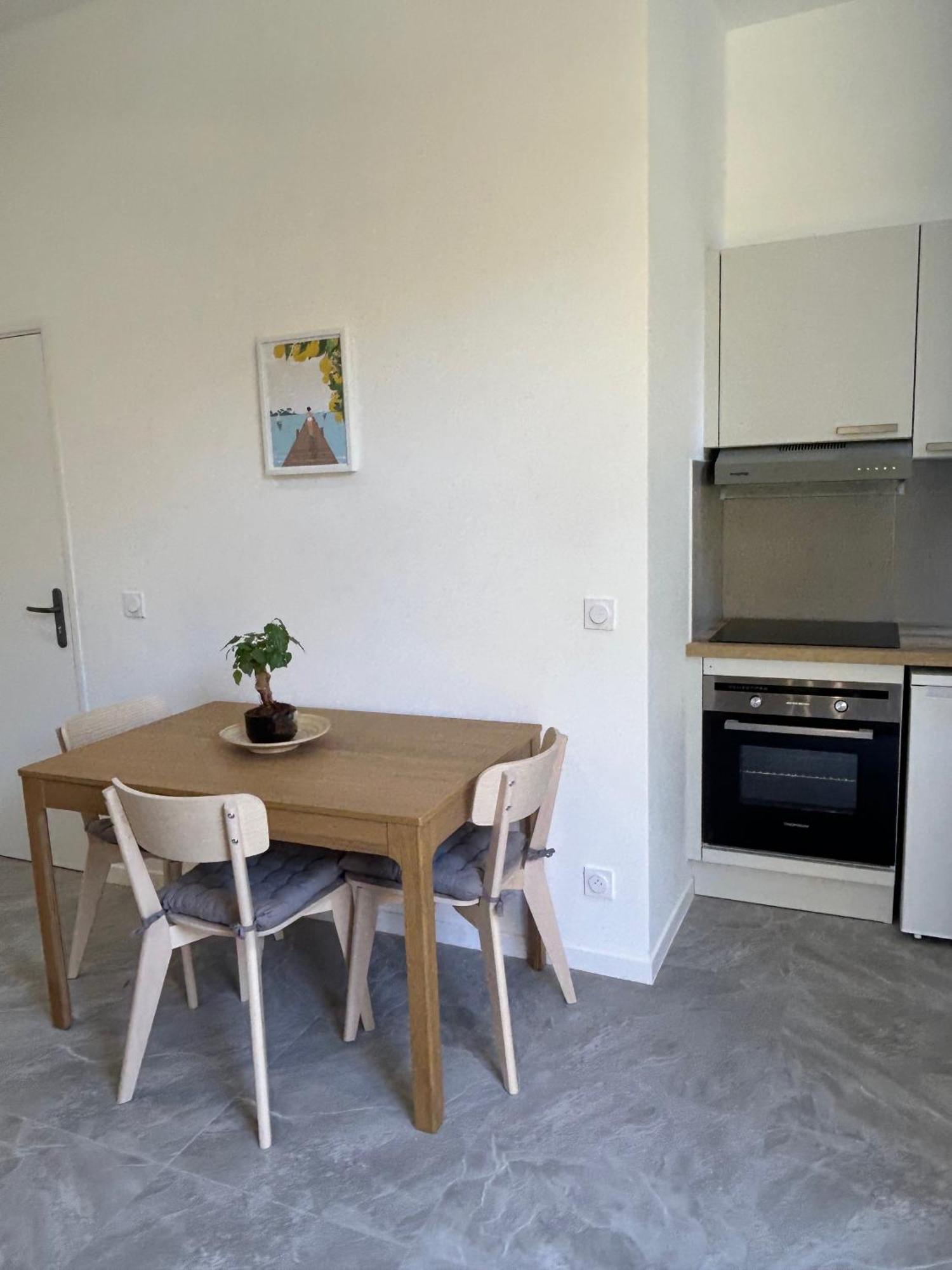 Residence "A Torbia" , 4 Appartements De 2 A 6 Personnes La Turbie Bilik gambar