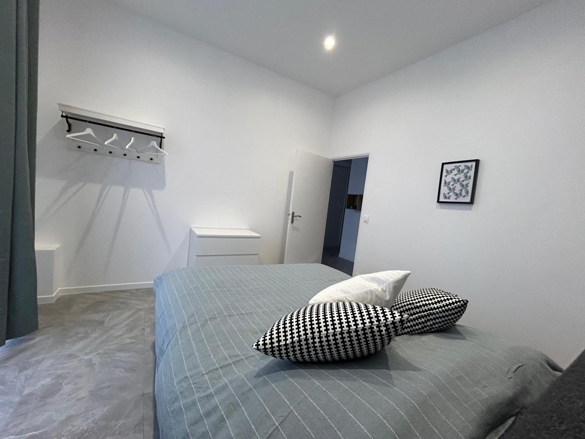 Residence "A Torbia" , 4 Appartements De 2 A 6 Personnes La Turbie Bilik gambar