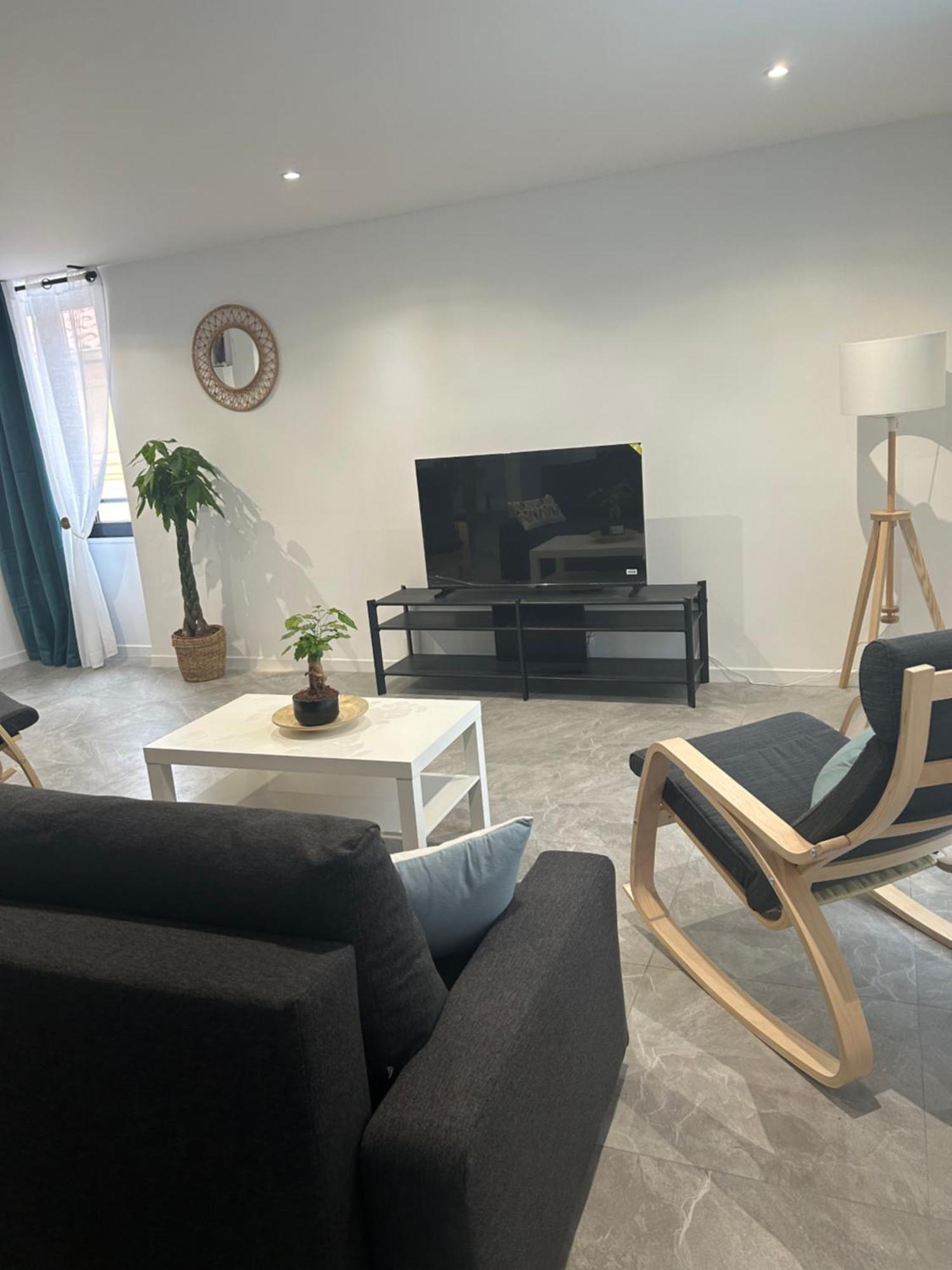 Residence "A Torbia" , 4 Appartements De 2 A 6 Personnes La Turbie Bilik gambar