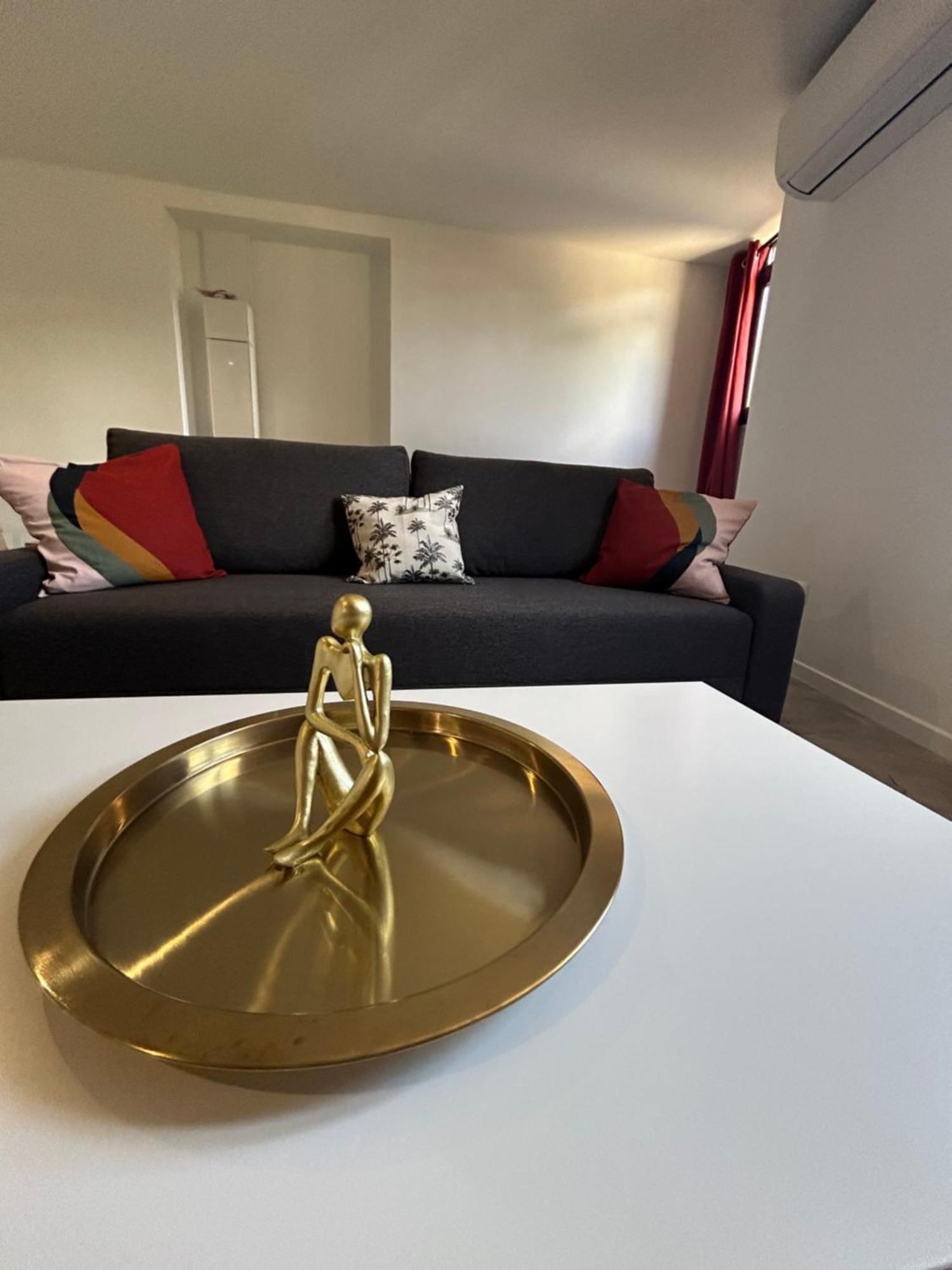Residence "A Torbia" , 4 Appartements De 2 A 6 Personnes La Turbie Luaran gambar