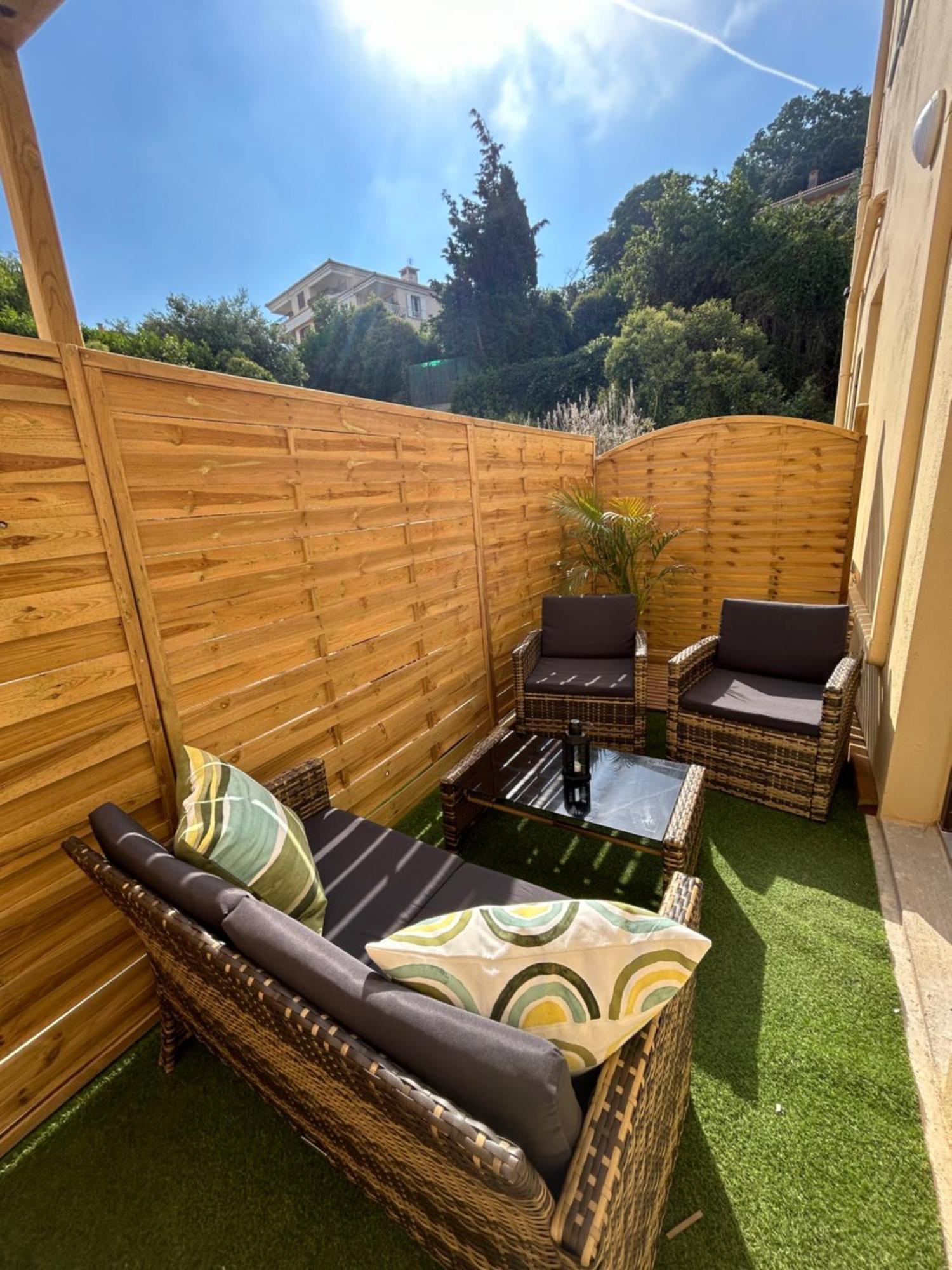 Residence "A Torbia" , 4 Appartements De 2 A 6 Personnes La Turbie Luaran gambar